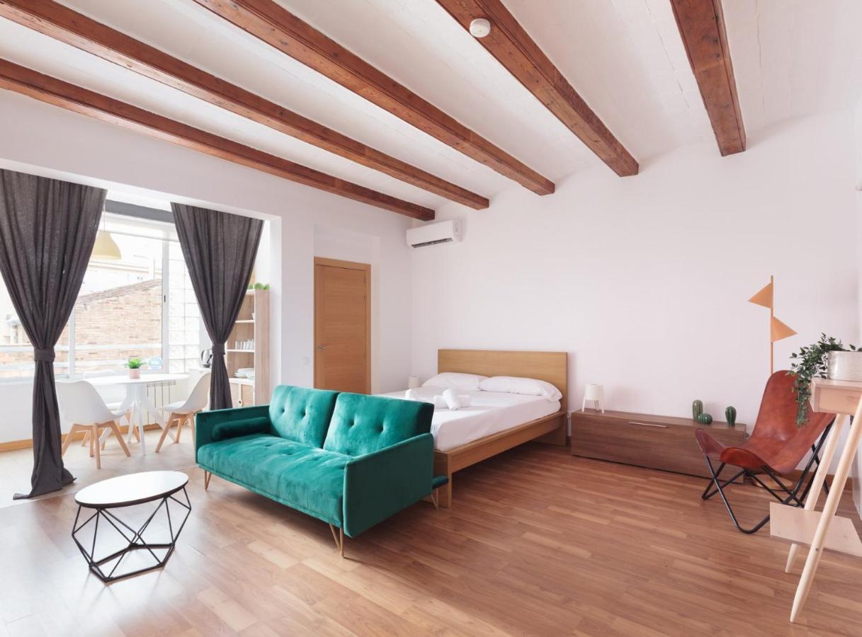 Spacious Doubleroom Apartment At Sants — Photos 2
